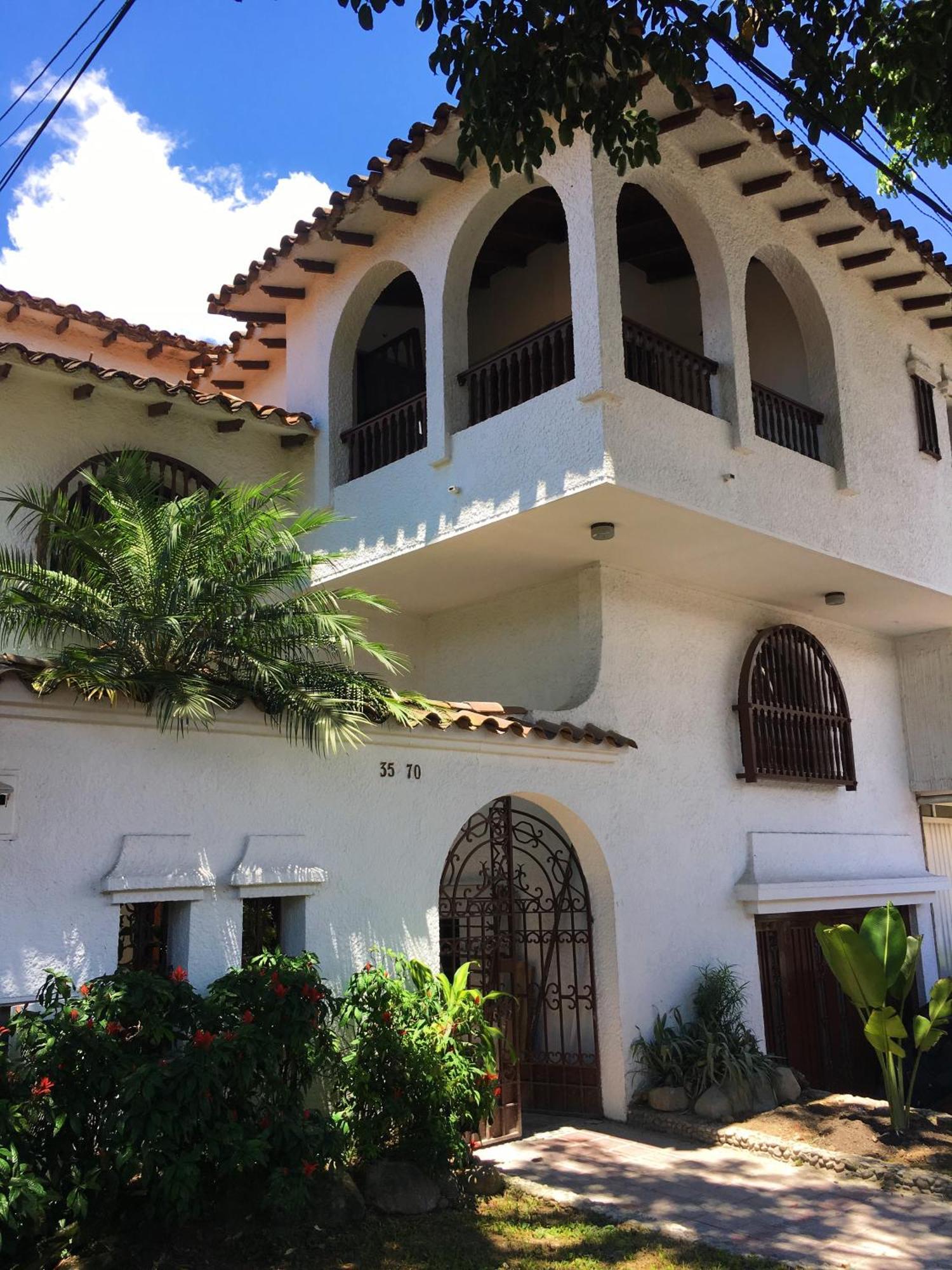 Oasis En El Corazon De Medellin, Laurelesアパートメント エクステリア 写真